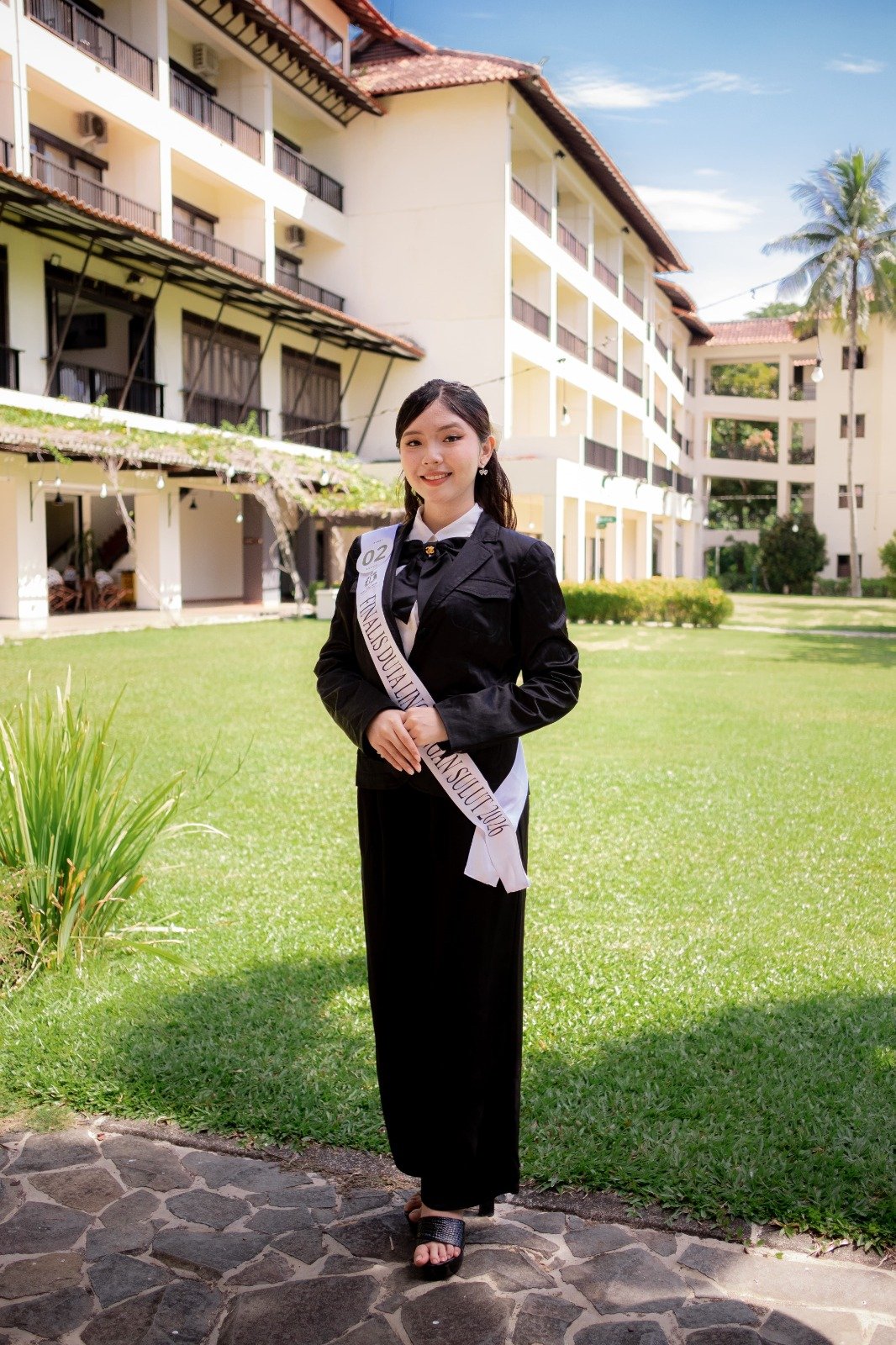 Syallom Stefanie Sumual - Manado